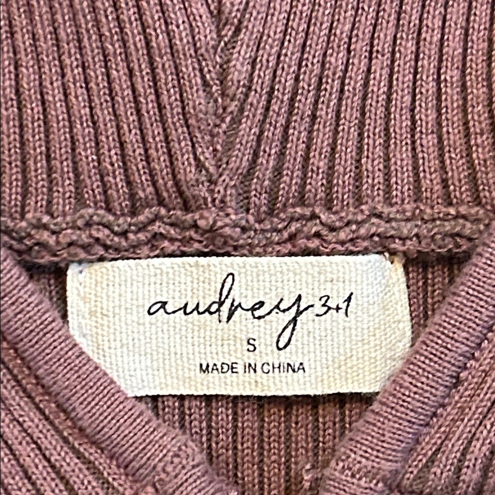 Audrey 3+1 Women’s Mauve Cropped Zip-Up Hoodie Size Small - Picture 2 of 9